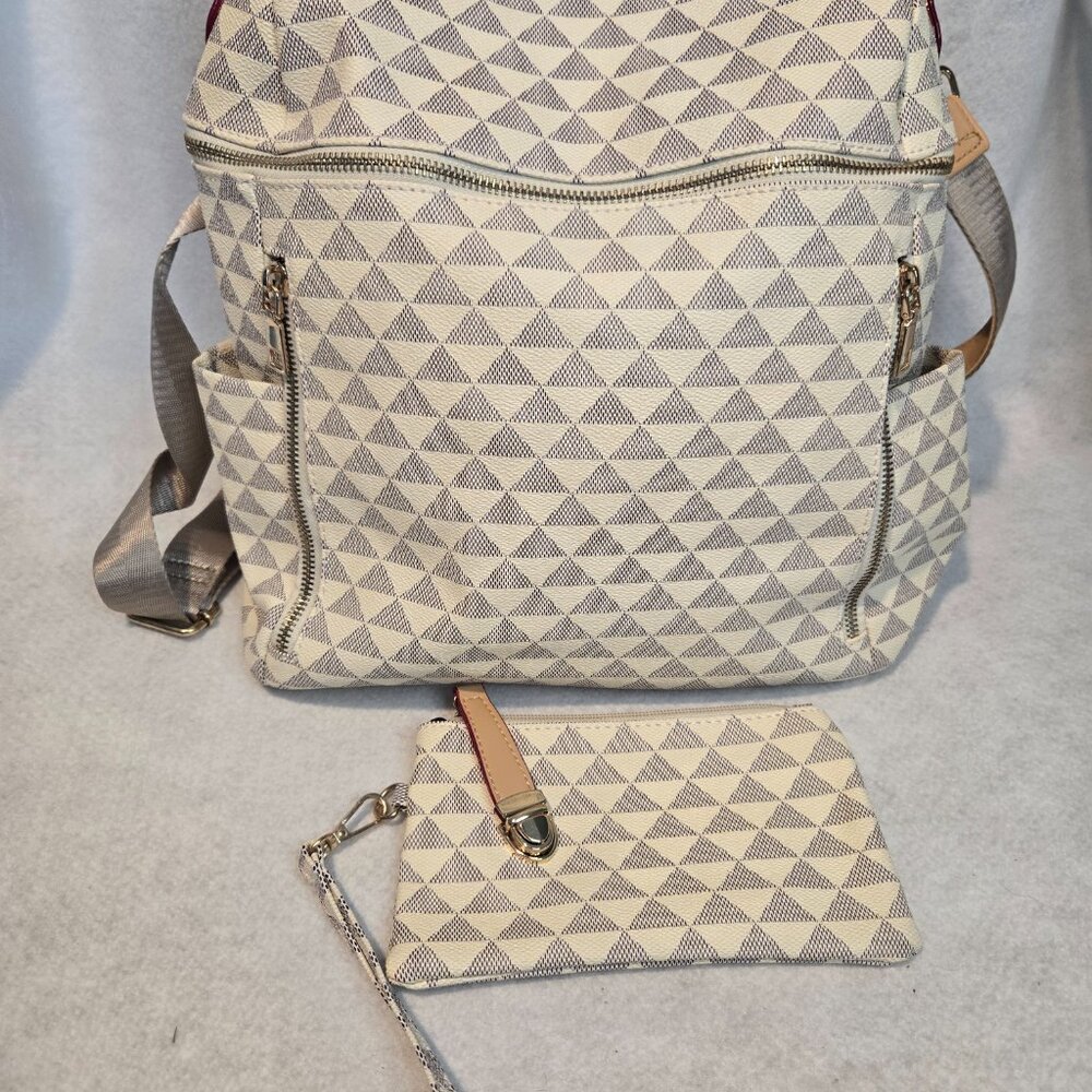 Stylish Large Faux Leather Backpack And Wristlet … - image 4